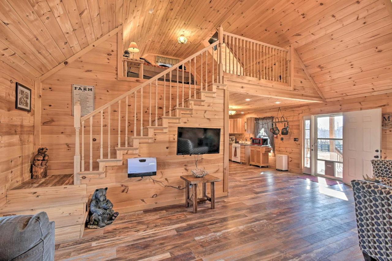 Quiet And Secluded Berea Cabin On 70-Acre Farm! Exterior photo